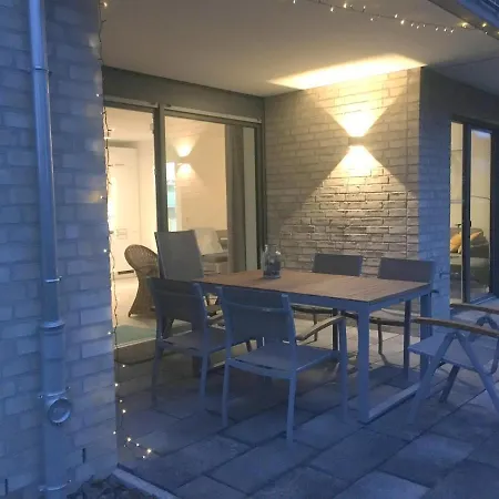 2502 - Strandwiese 15