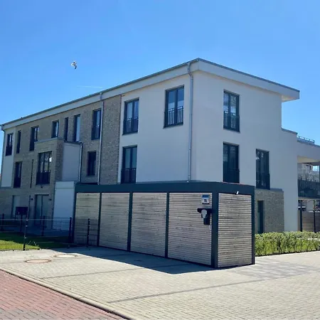 2502 - Strandwiese 15 *